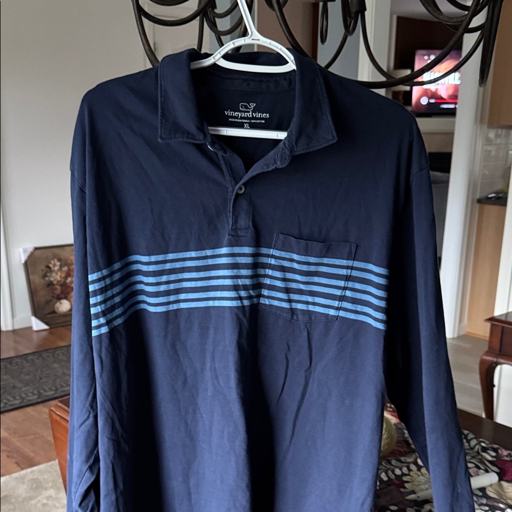 Vineyard Vines Size XL - Men's Navy Blue Shirt